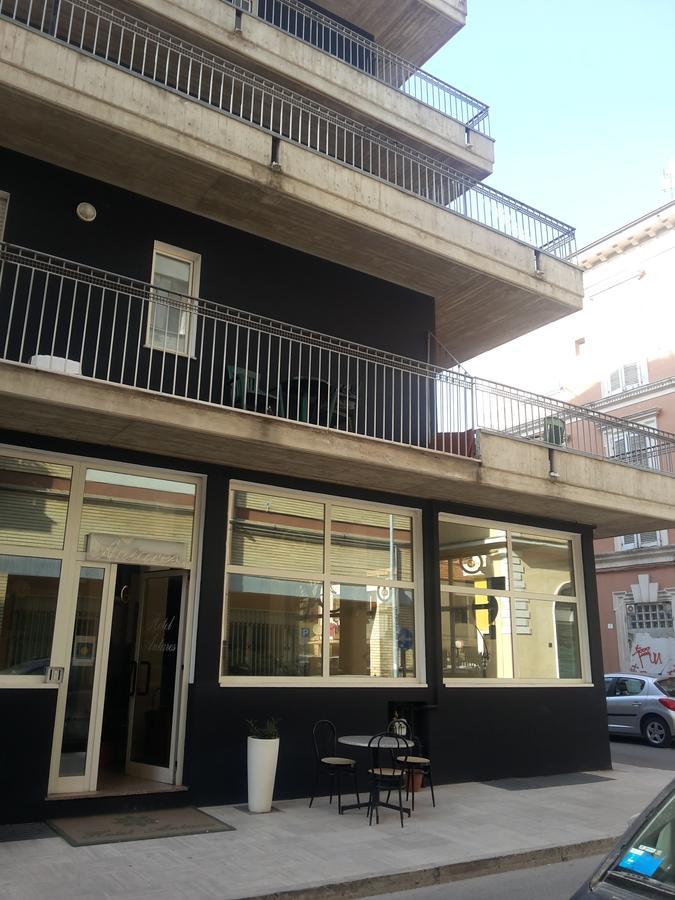 ג'וליאנובה Hotel Antares Garni מראה חיצוני תמונה
